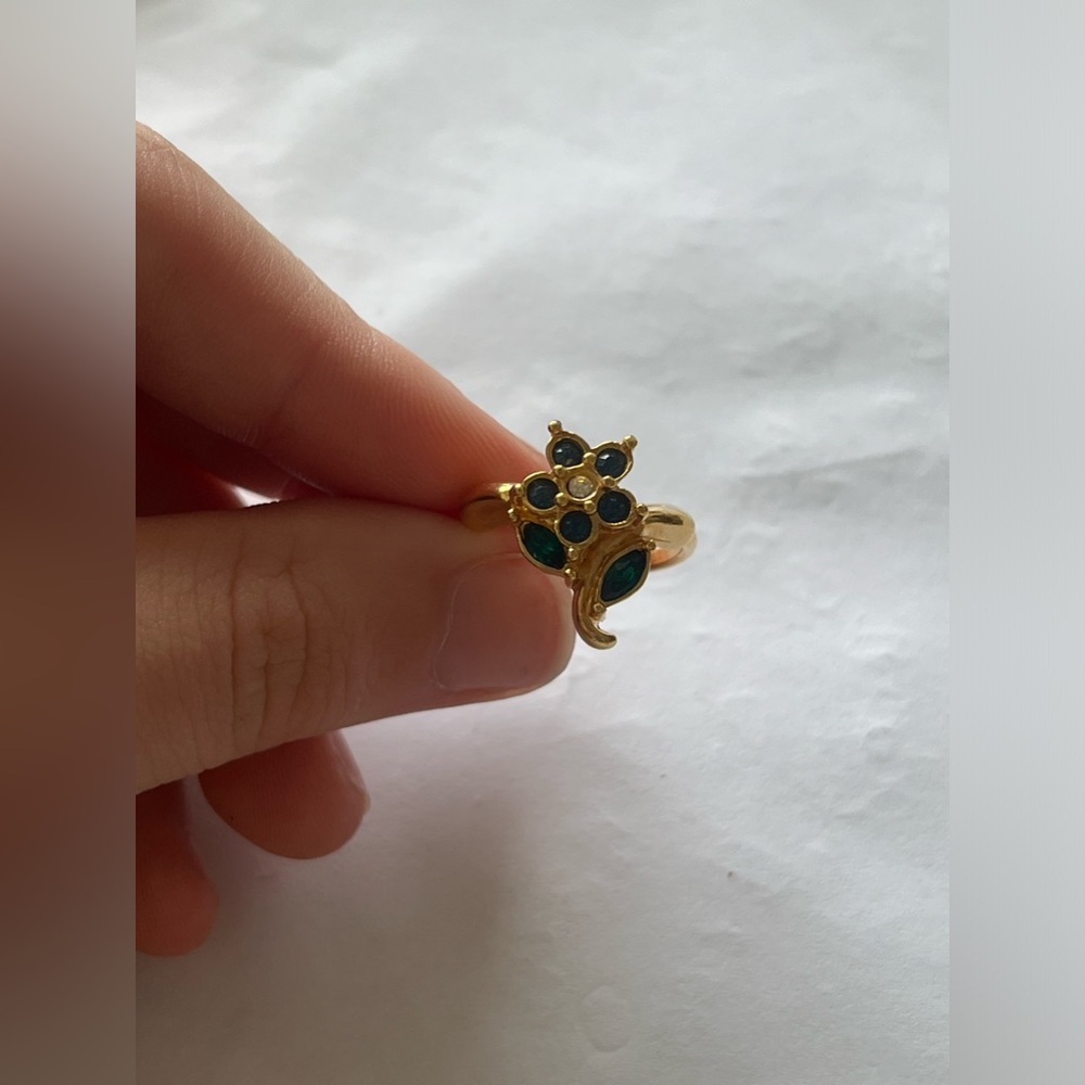 *NWOT*Avon 1992 emerald flowering ring